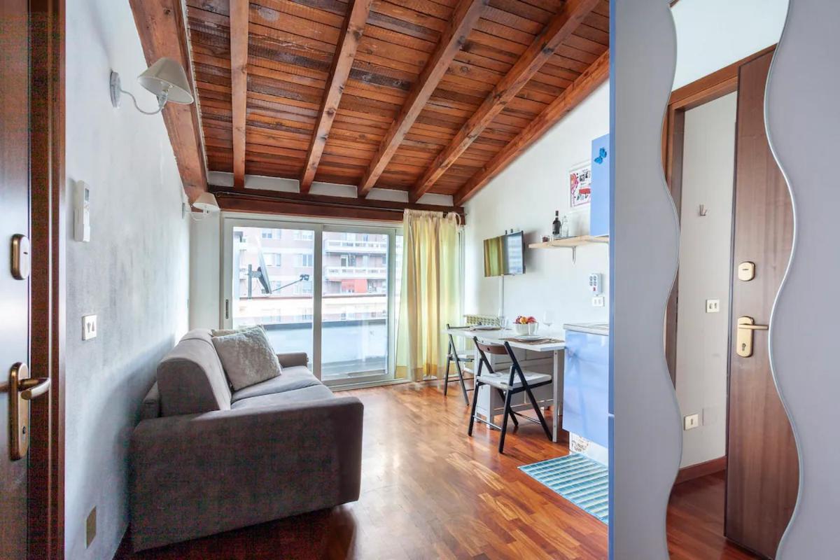 Civico288-Romantic Attic Near Ieo-Bocconi-F Prada Apartment Milan Bagian luar foto