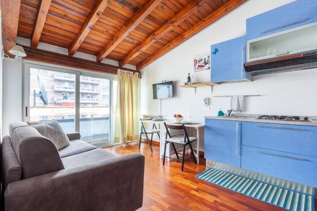 Civico288-Romantic Attic Near Ieo-Bocconi-F Prada Apartment Milan Bagian luar foto